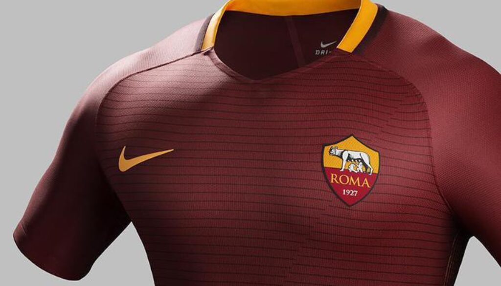 AS ROMA HOME KIT - lancio domani mercoledì 6/07 ore 10.00 -