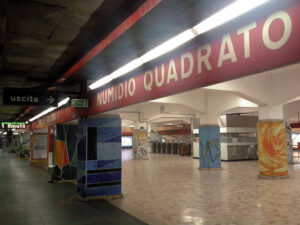 Zaino-sospetto-a-Numidio-Quadrato Zaino-sospetto-a-Numidio-Quadrato