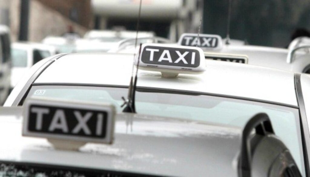 taxi_roma-620x310
