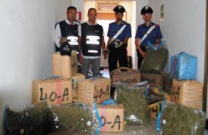 LA DROGA SEQUESTRATA DAI CARABINIERI (3) (1)