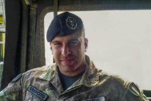 tony_drago_militare_siracusa