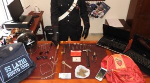 la-refurtiva-recuperata-dai-carabinieri-di-ponte-milvio-al-ladro-seriale-della-collina-fleming-1