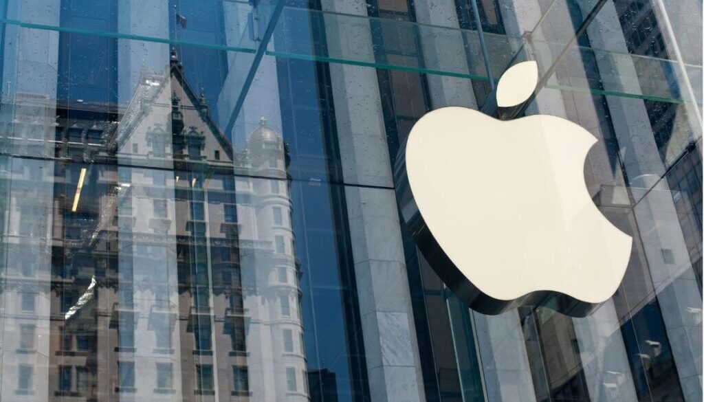 palazzo-marignoli-via-del-corso-apple