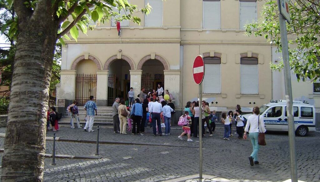 Scuole chiuse