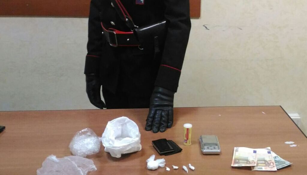 eur-la-droga-sequestrata-dai-carabinieri-ai-due-pusher-di-villa-bonelli-e-san-paolo-4