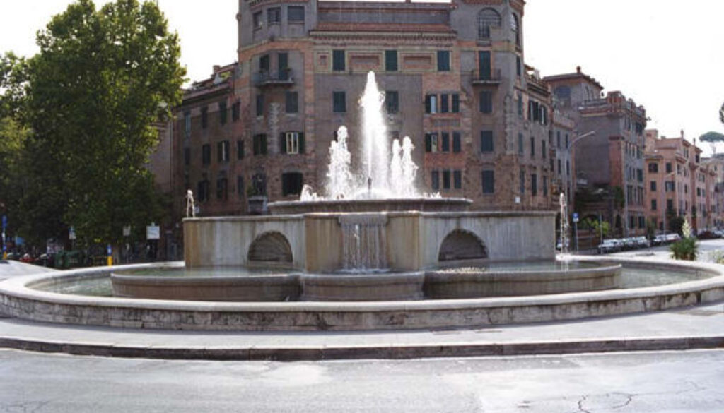 la_fontana_in_piazzale_degli_eroi_gallery