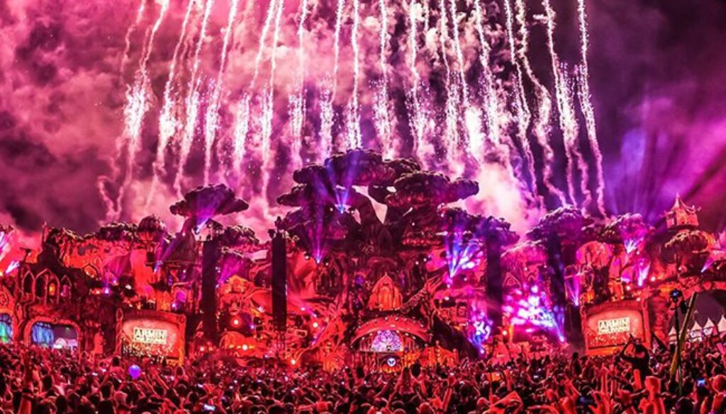 Tomorrowland2017_C5.jpg
