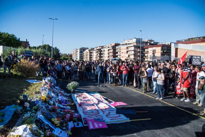 CENTOCELLE, MANIFESTAZIONE IN MEMORIA SORELLE - FOTO 7