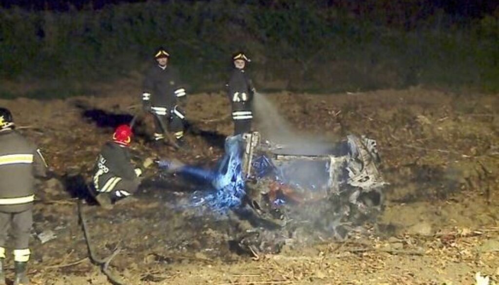 schianto.jpg schianto.jpg