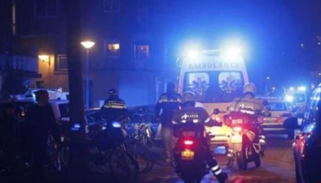 amsterdam.jpg amsterdam.jpg