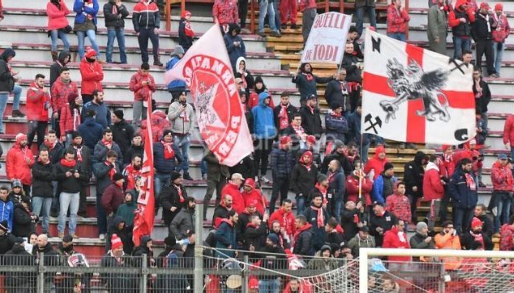 C_29_articolo_1203863_upiImgLancioOriz.jpg