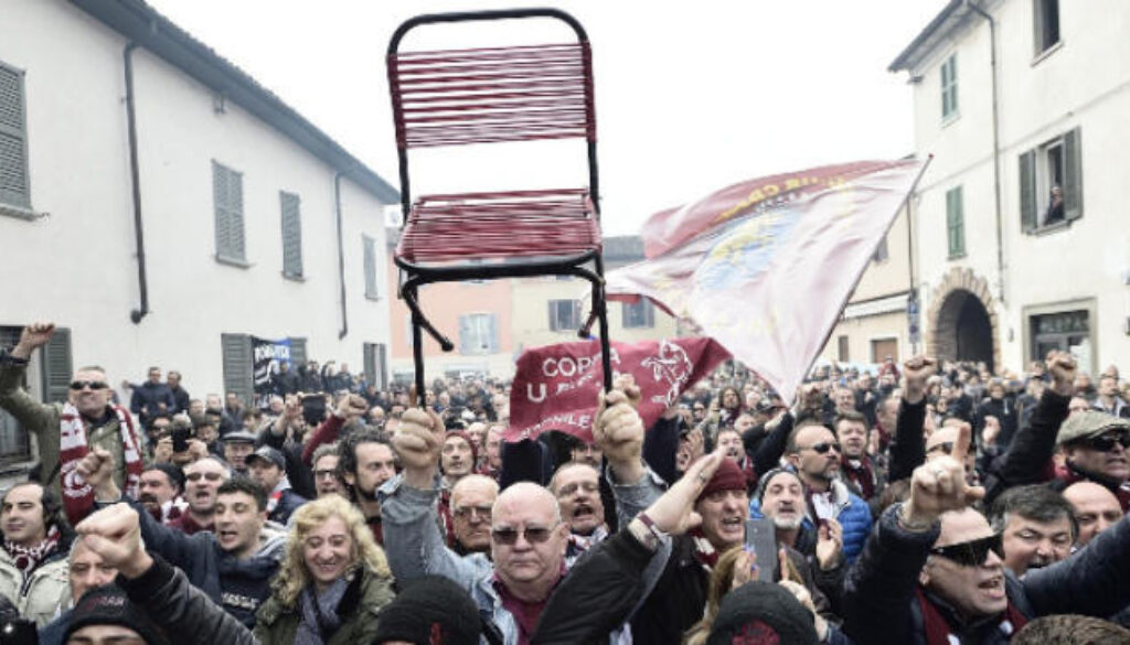 C_29_articolo_1205574_upiImgLancioOriz.jpg