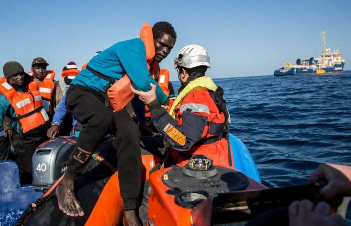 migranti3.jpg