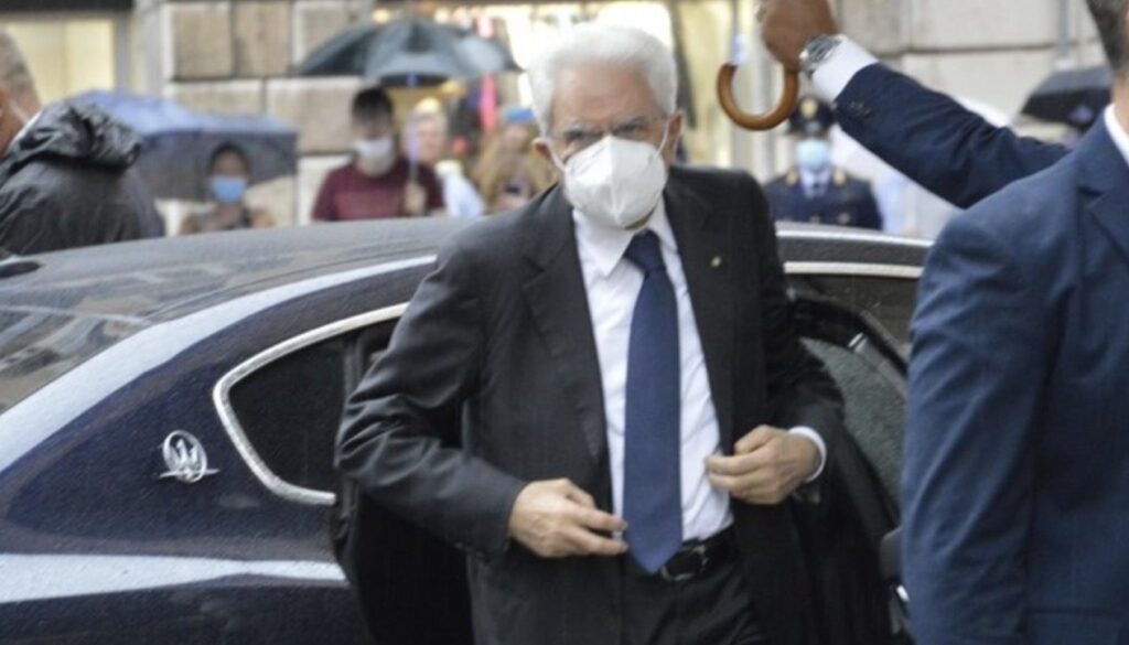 mattarella-auto.jpg