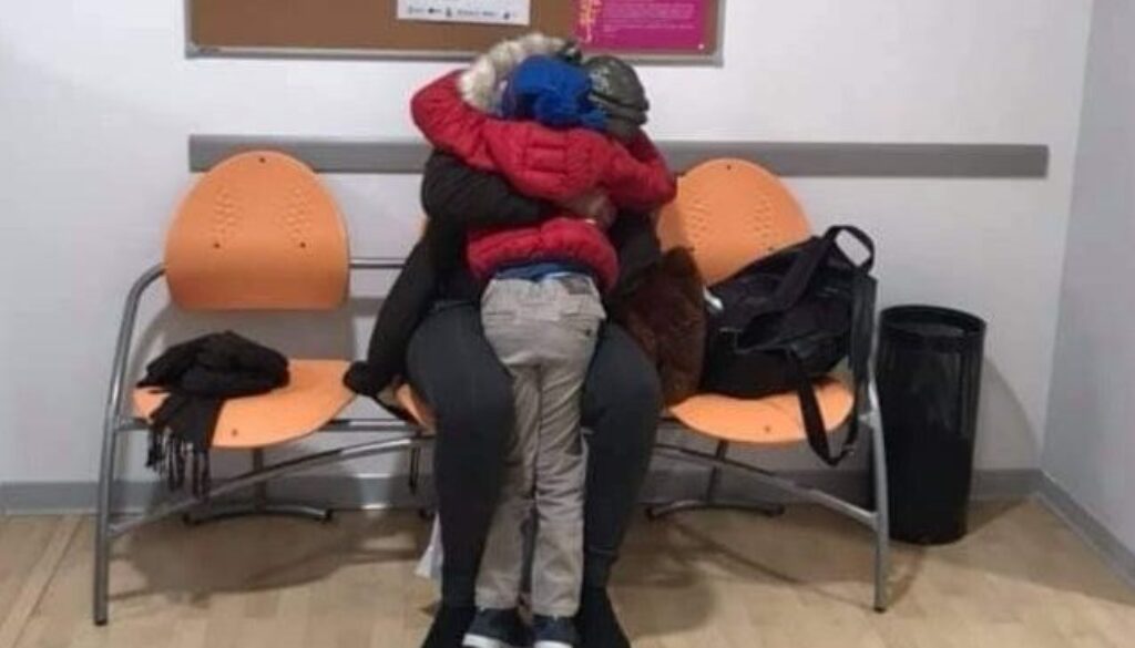 migranti-reggio-emilia-1608795556036.jpg