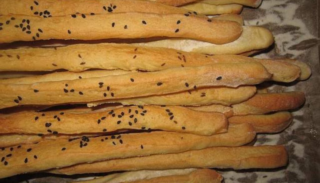Grissini-ai-semi-di-papavero.jpg