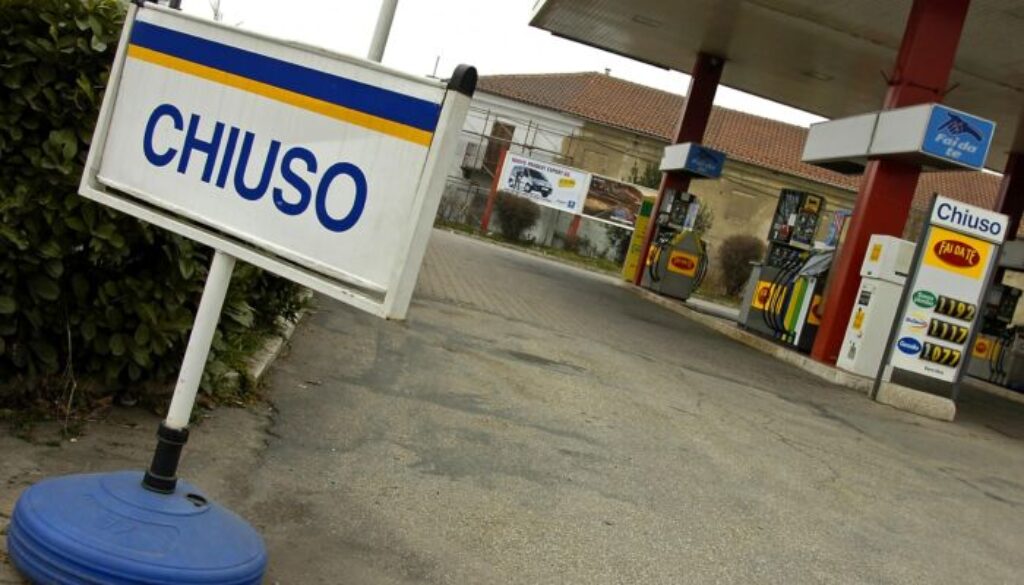 benzinai-chiusi-per-sciopero.jpg benzinai-chiusi-per-sciopero.jpg