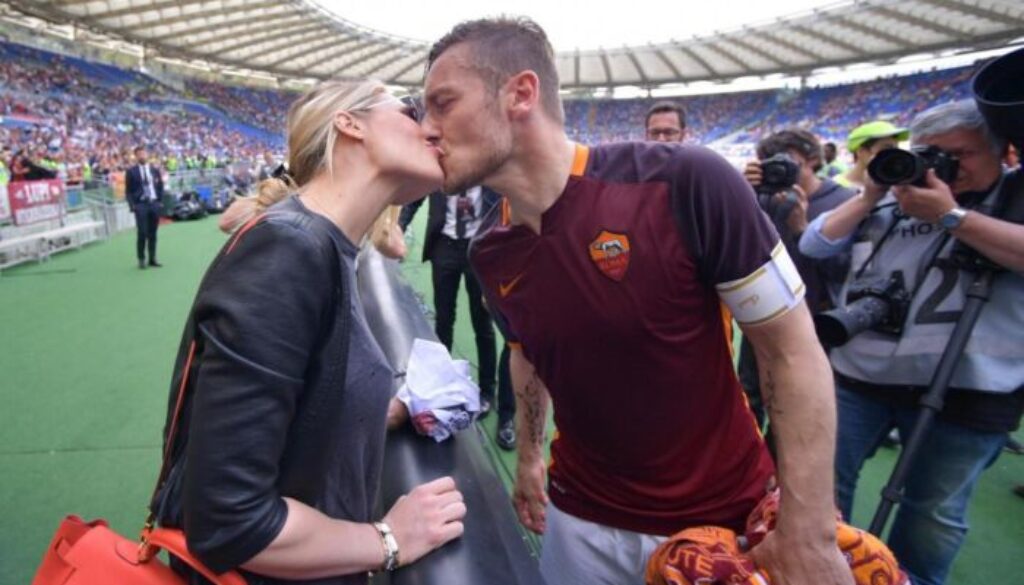 totti_ilary_blasi.jpg totti_ilary_blasi.jpg