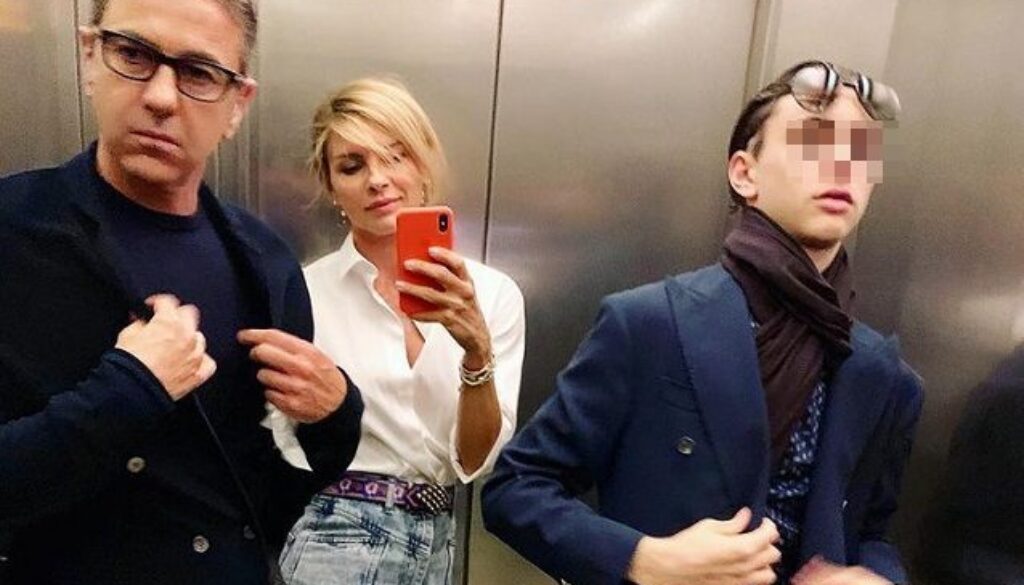 colombari-costacurta-figlio.jpg colombari-costacurta-figlio.jpg