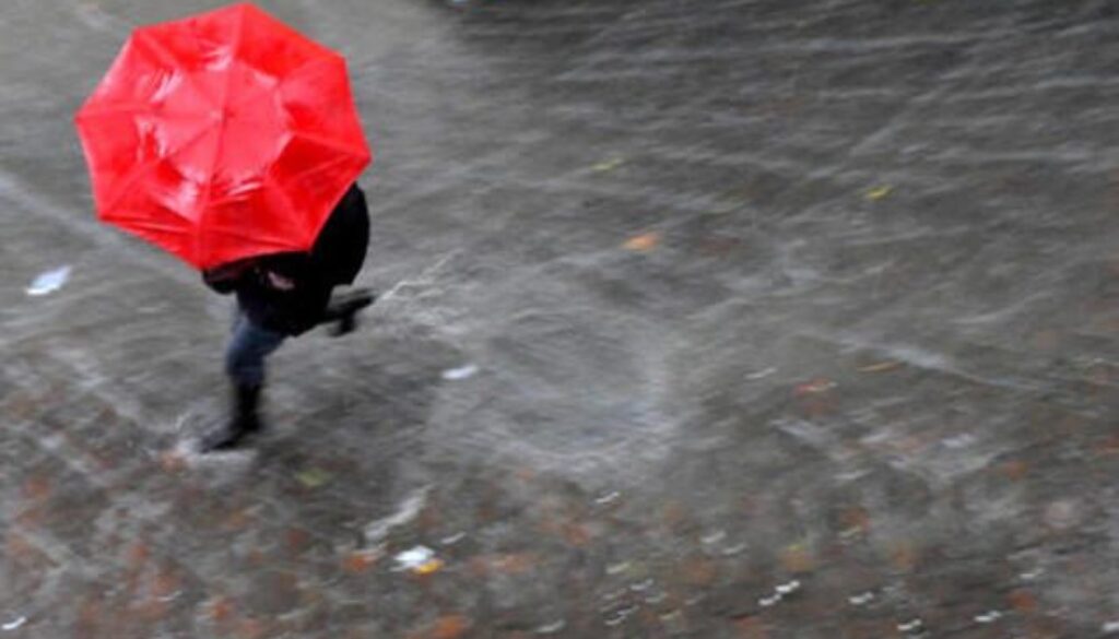 pioggia-a-napoli-h-partb.jpg