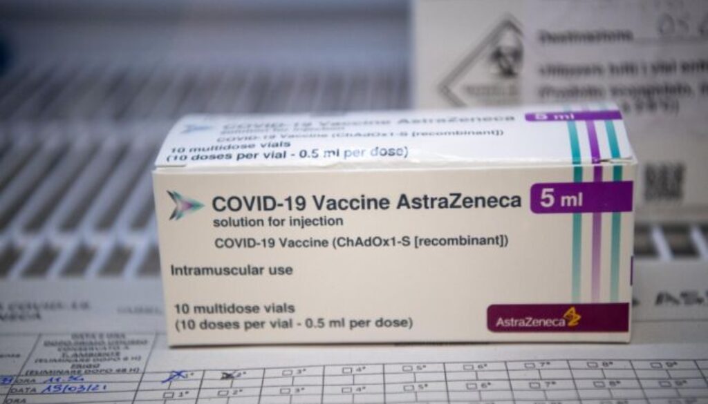 somministrazione-vaccino-astrazeneca.jpg