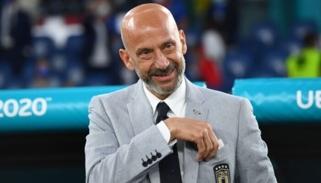 Gianluca-Vialli.jpg Gianluca-Vialli.jpg