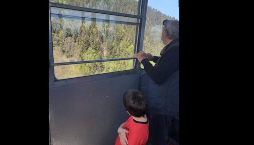 eitan-cabina.jpg eitan-cabina.jpg