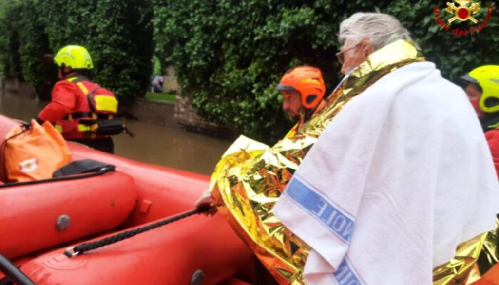 vigili-del-fuoco.jpg vigili-del-fuoco.jpg