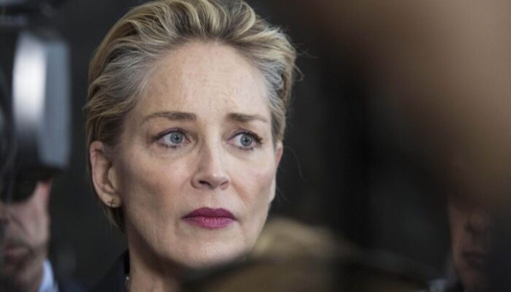 8890513_large.jpg 8890513_large.jpg