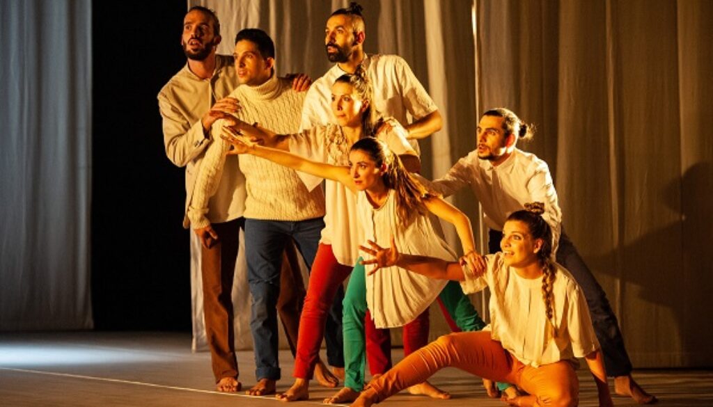 hopera_e-sperimenti-dance-company_ph-viktorymedia-via-hf4.jpeg hopera_e-sperimenti-dance-company_ph-viktorymedia-via-hf4.jpeg