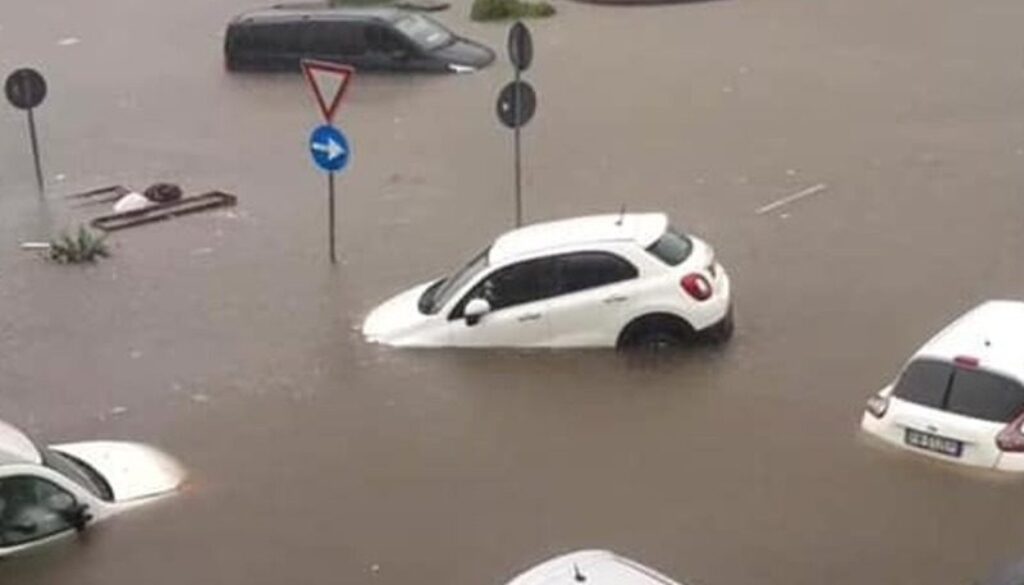 auto-sommersa-catania.jpeg