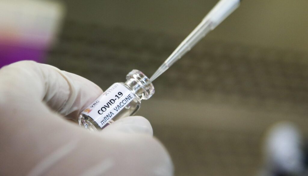 07_coronavirus_vaccino.jpeg