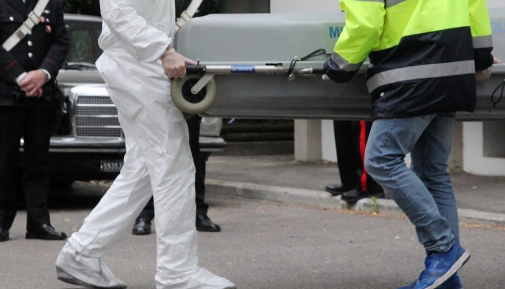 1637930539_polizia-cadavere-1601640170190.jpg