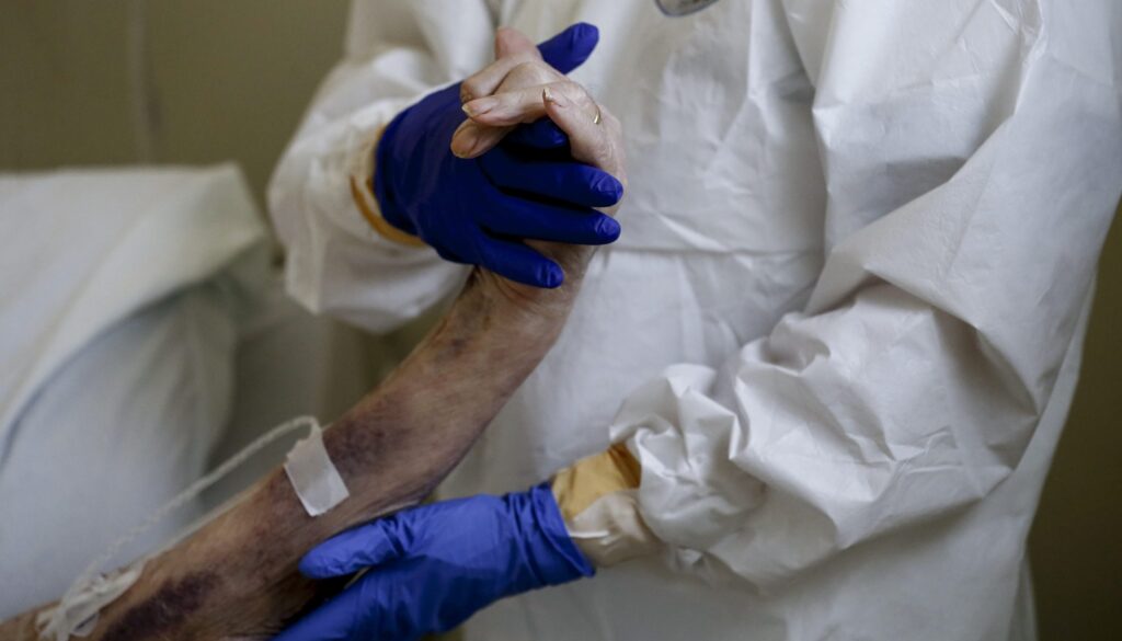 reparto-covid-terapia-intensiva-visite.jpg
