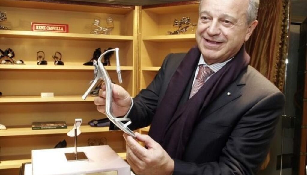 colpo-nella-villa-del-re-delle-scarpe-di-lusso-rene-caovilla-rubati-gioielli-e-orologi