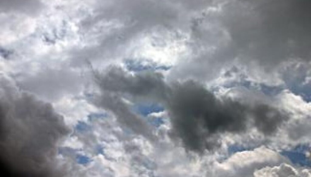 nuvole-cielo-grigio.jpg nuvole-cielo-grigio.jpg