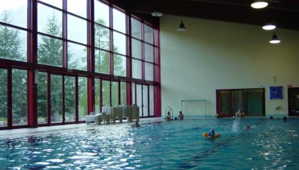 piscina-villaggio-getur.jpg piscina-villaggio-getur.jpg