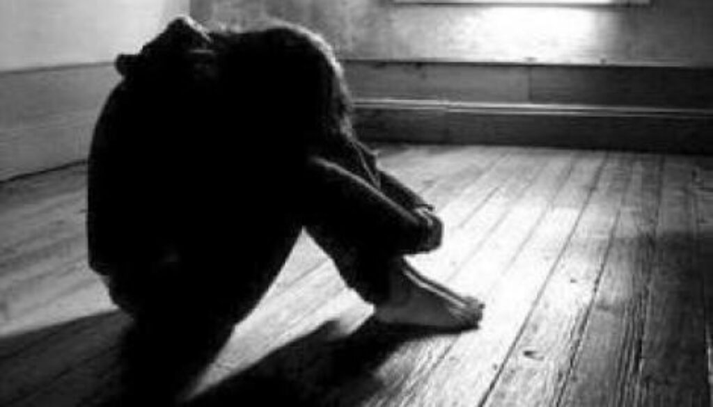 sei-ebreo-devi-morire-nel-forno-12enne-preso-a-sputi-e-picchiato-da-due-ragazze-15enni-al-parco sei-ebreo-devi-morire-nel-forno-12enne-preso-a-sputi-e-picchiato-da-due-ragazze-15enni-al-parco