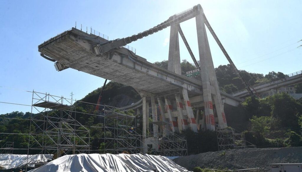 4653672_2101_ponte_morandi_oggi.jpg 4653672_2101_ponte_morandi_oggi.jpg