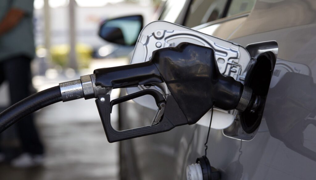 Benzina.jpg