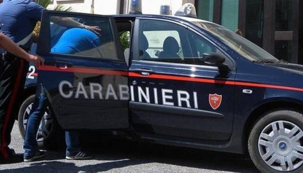 arresto-carabinieri2.jpg arresto-carabinieri2.jpg