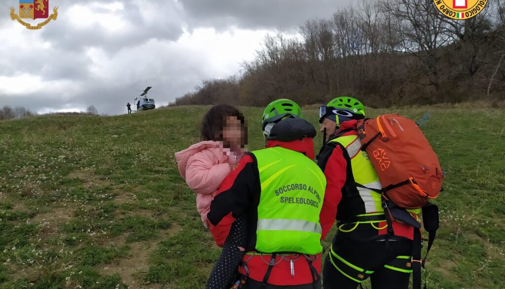 1649786520_nicole-soccorso-alpino_censored.jpg 1649786520_nicole-soccorso-alpino_censored.jpg