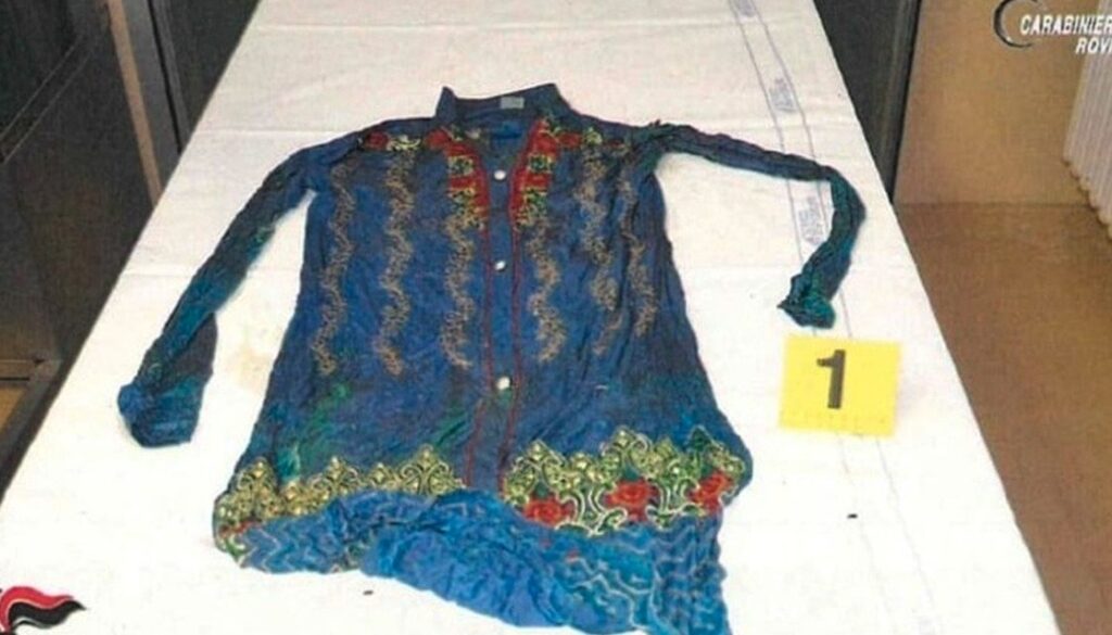 carabinieri-di-rovigo-vestiti-donna-morta-nel-po.jpg carabinieri-di-rovigo-vestiti-donna-morta-nel-po.jpg