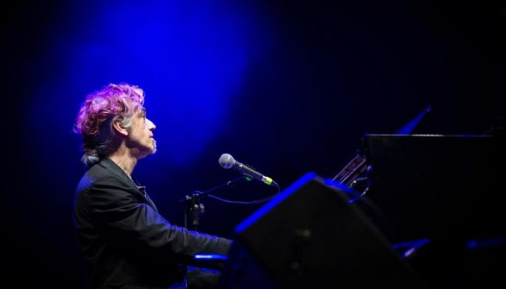 morgan-al-piano.jpeg