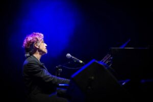 morgan-al-piano.jpeg