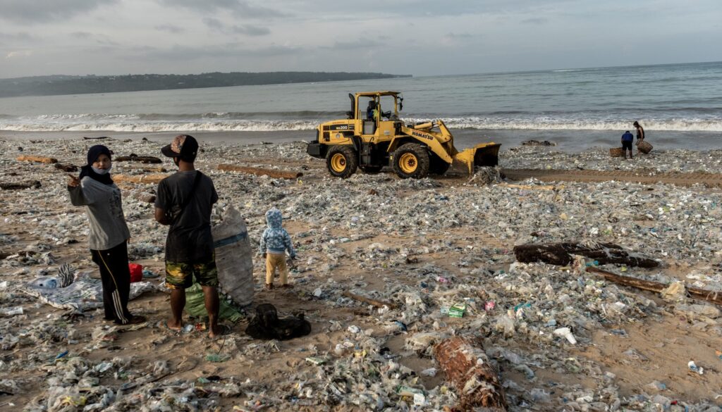 plastica-oceani.jpg