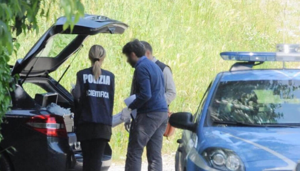 polizia-ritrovamentoroma-figli-marocchina.jpg polizia-ritrovamentoroma-figli-marocchina.jpg