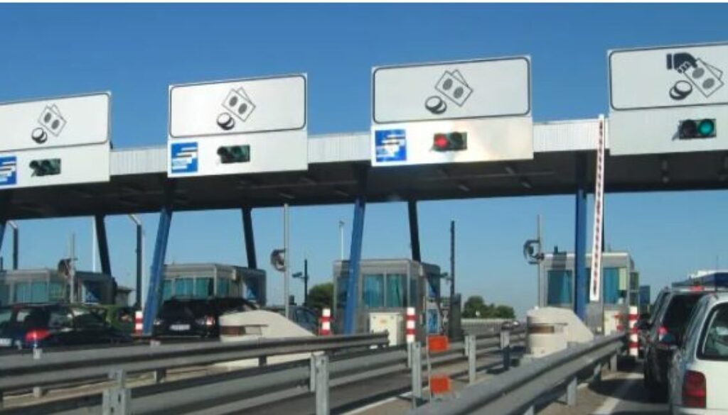 Schermata-2022-08-29-alle-16.42.40.jpg Schermata-2022-08-29-alle-16.42.40.jpg