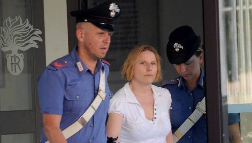 corcione.jpg corcione.jpg