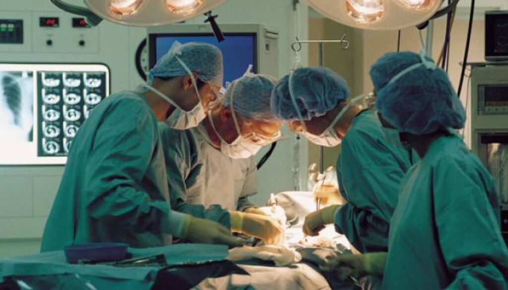operazione-chirurgica.jpg